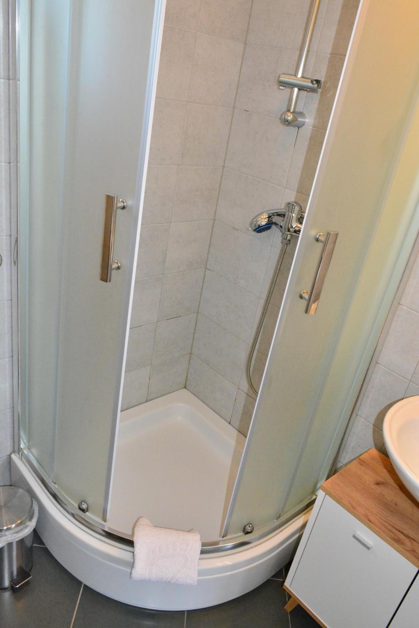 Apartments Zigulic أوباتيا الغرفة الصورة